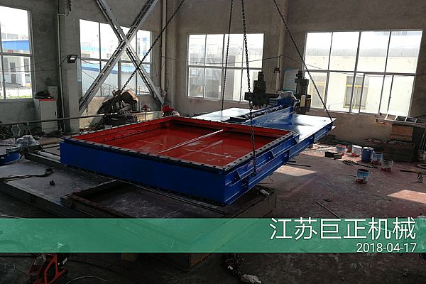 方形擋板門（寬3m）已成型，后期噴漆展示圖